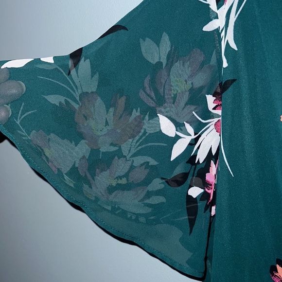 Torrid 2X Hunter green floral New faux wrap dress midi length - Picture 6 of 16